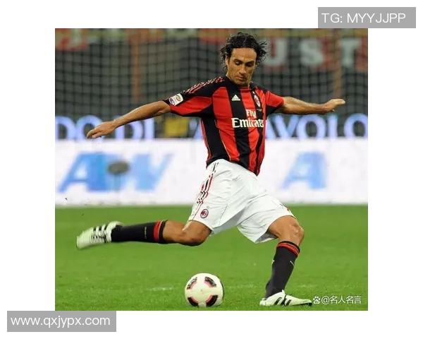 世界级足球后卫球星盘点 解析十大传奇后卫的辉煌与成就